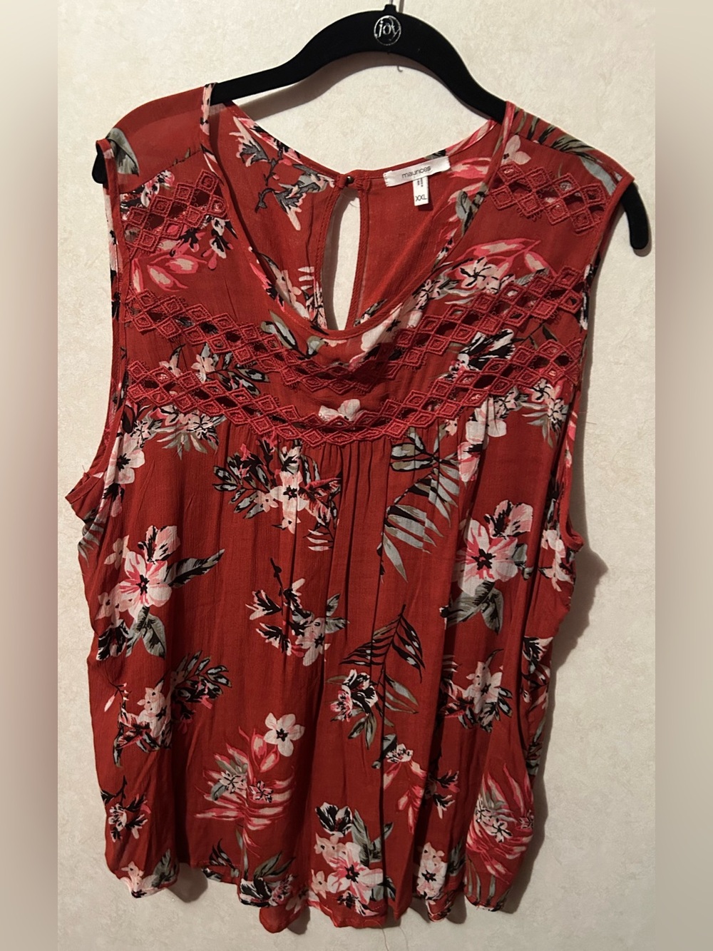 Maurice’s XXL Sleeveless high low blouse maroon